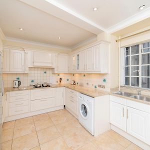 Appartement met Vier Slaapkamers